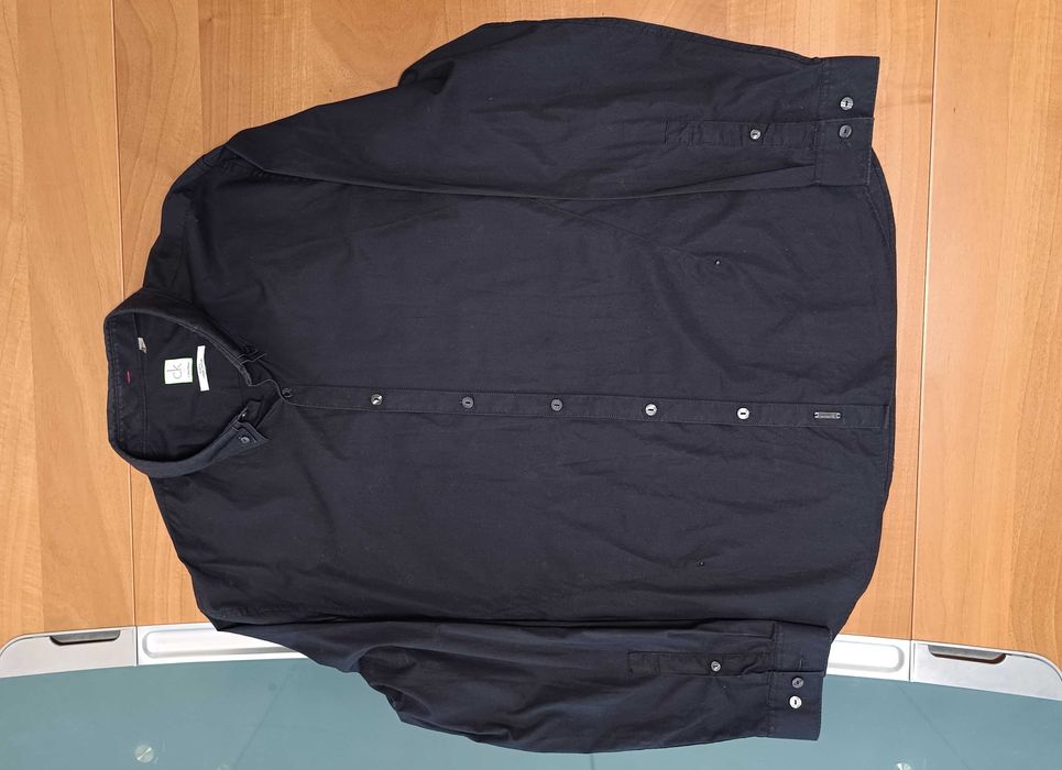 Calvin Klein-One-Slim Fit-Много Запазена