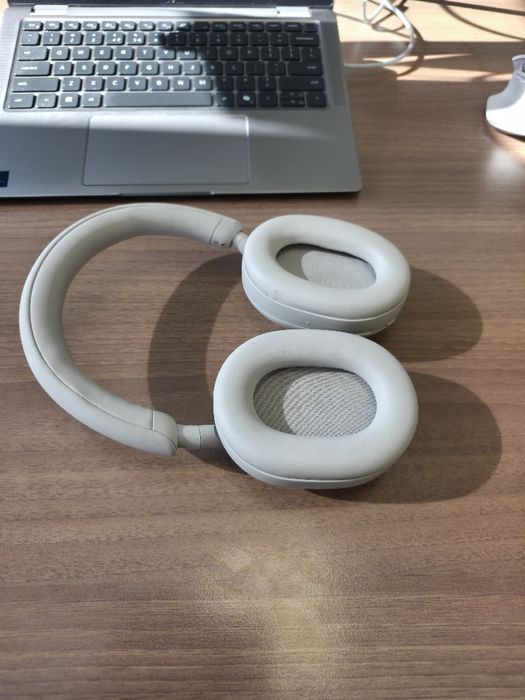 Casti Sony WH-1000XM5
