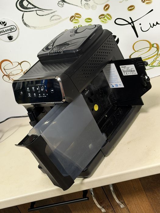 Кафемашина кафе автомат Philips EP2220 с гаранция