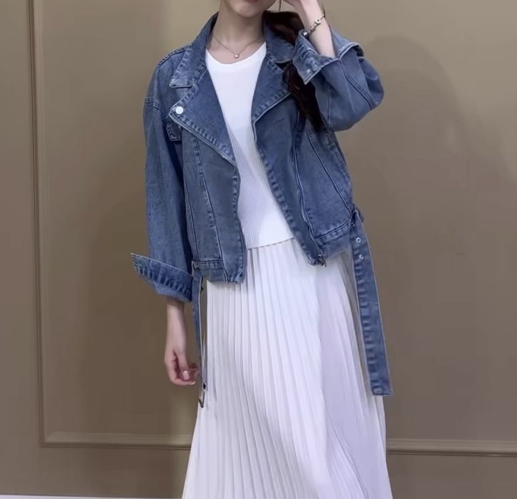 Джинсовая куртка