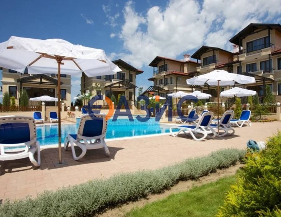 Къща с 2 спални в комплекс Свети Георги, 150 кв. м., Кошарица,