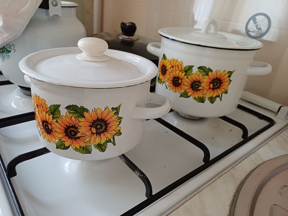 Кастрюли эмалированные