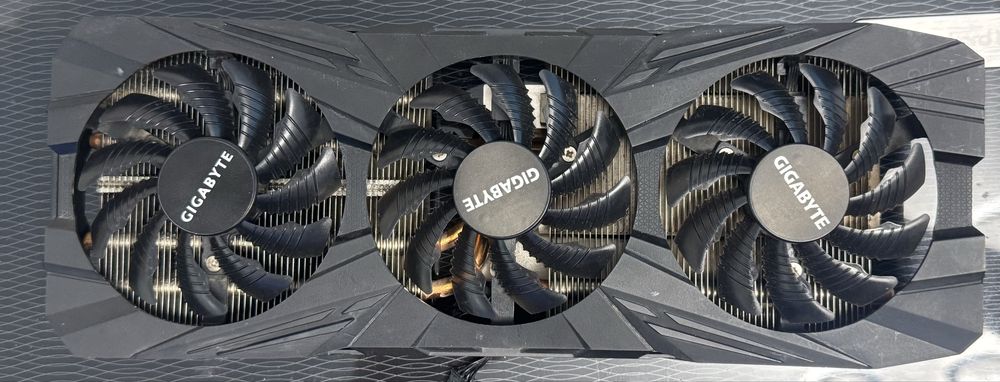 Placă video 1080ti 11GB Gigabyte