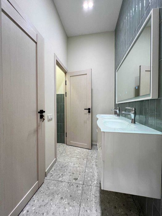 СРОЧНО! Продажа 138 м2 помещения в новостройке, на Ц квартал