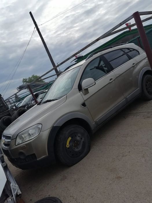 Chevrolet Captiva 3.2i V6