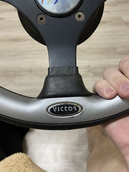 Руль victor