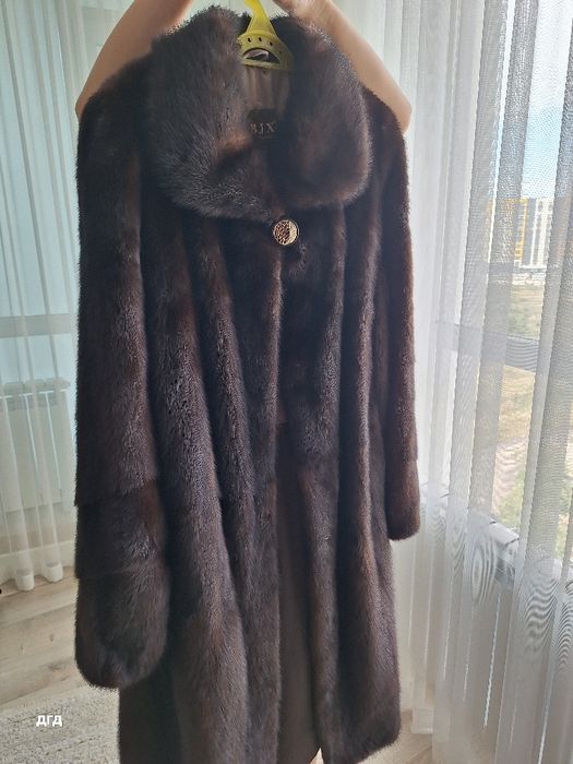 Норковая шуба коричневая