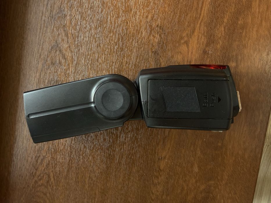 Вспышка накамерная youngnuo YN720 speedlite