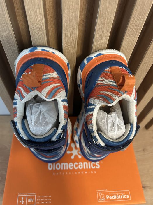 Adidasi Biomecanics marime 27