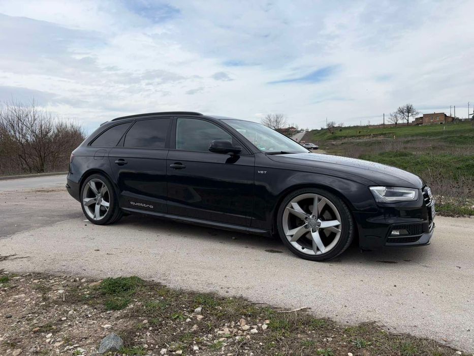 Автомобил АУДИ A4 Avant