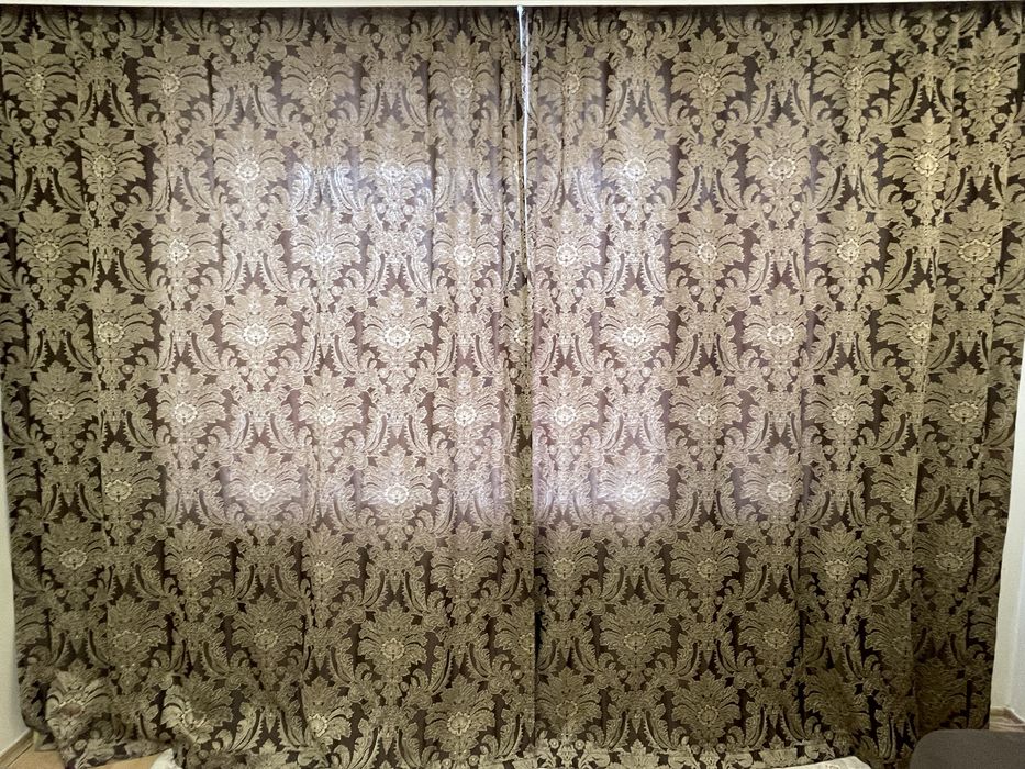 Продам шторы в отличном состоянии