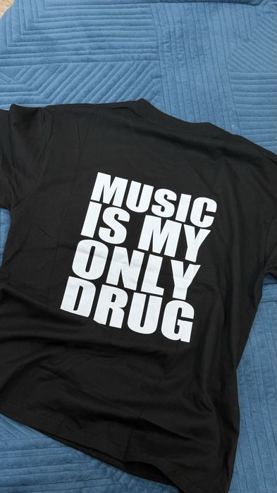 Футболка Music is my only Drug