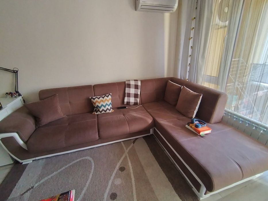 Диван със спална функция и 2 ракли