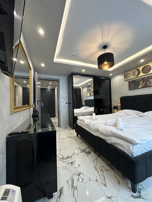 Дава се под наем Двустаен апартамент в Бургас, Лазур - 75 кв.м за 2142 € - Снимка #13