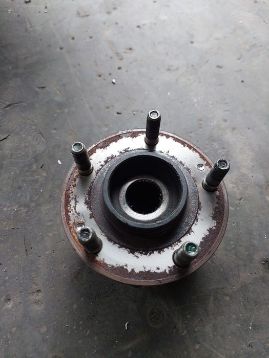 Продам ступицы от Киа соренто