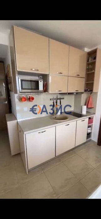 Продава се Тристаен апартамент в к.к. Слънчев бряг - 75 кв.м за 1227 €/кв.м - Снимка #11