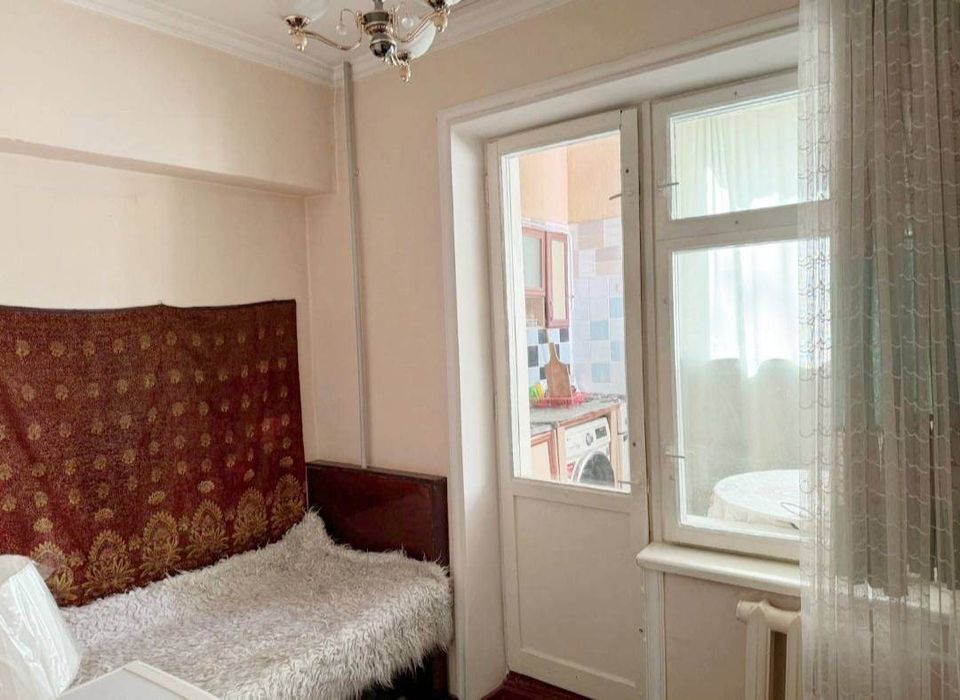 Срочно продам 1 комн Юнусабад 4