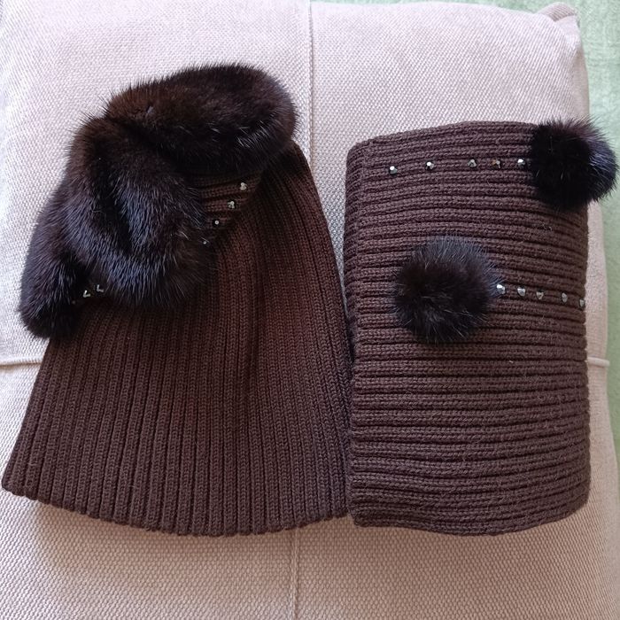 Комплект шапка и шарф