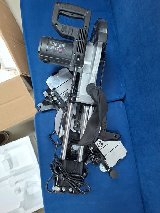 Дисковая электрическая пила