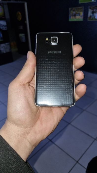 Samsung alfa  yaxshi holatda