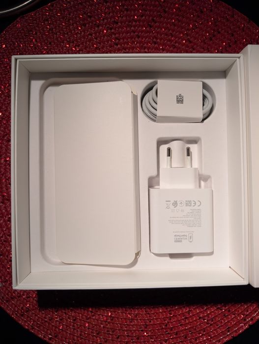 Huawei Pura 70 Ultra 16GB 1Tb  black, dual SIM, impecabil, complet