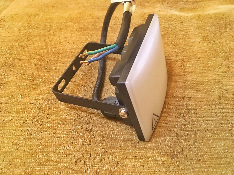 Лед, светодиоден прожектор