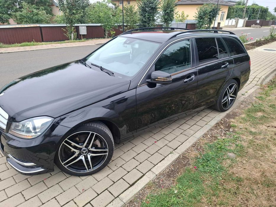 Vreau Mercedes C 180