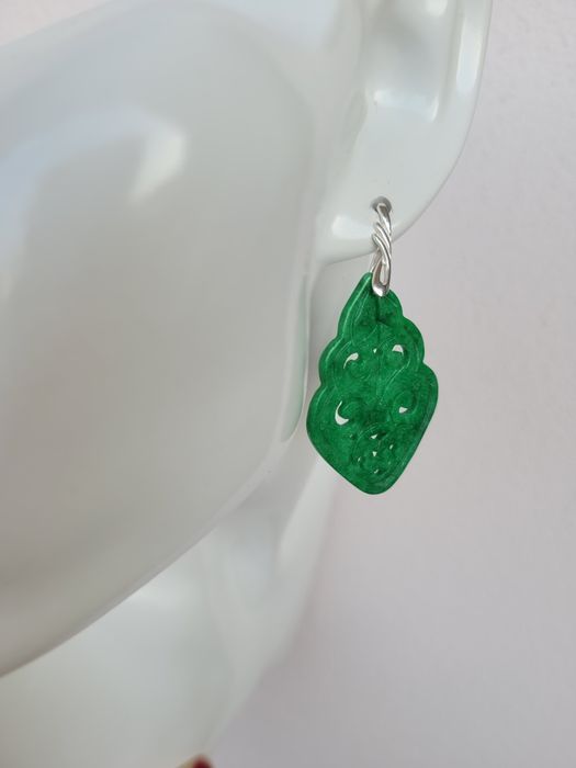 Cercei din argint si bowenit