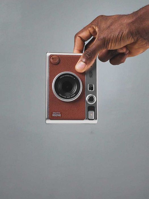 Instax mini evo / гибридная камера
