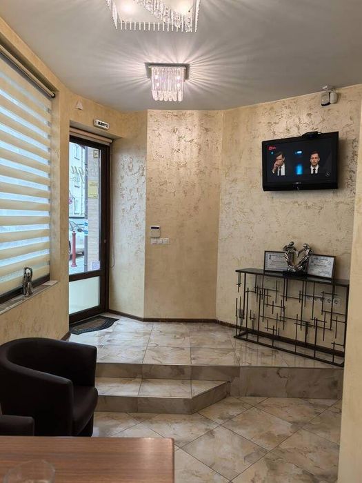 Дава се под наем Магазин в Бургас, Център - 90 кв.м за 1428 € - Снимка #3