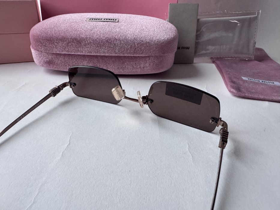 Ochelari de soare Miu Miu Rectangle-Rimless SUMB50 52-20 140, Noi