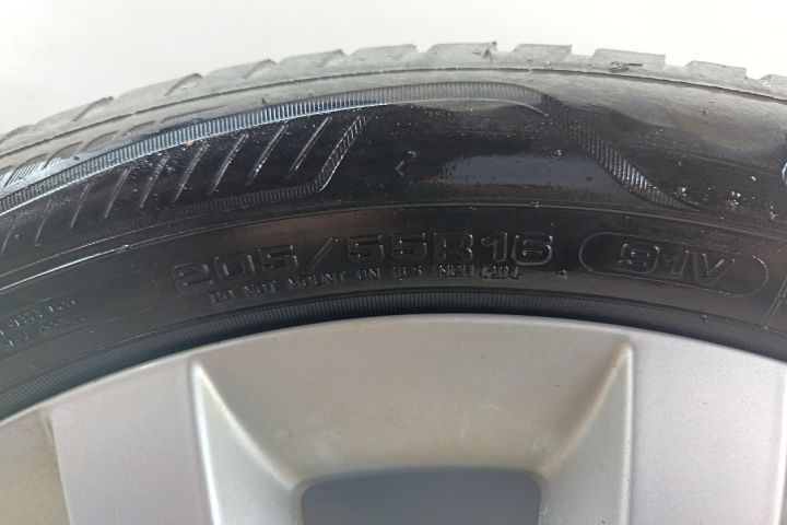 Jante aliaj cu anvelope 205/55 R16 91V M+S Good Year 6.5Jx16H2 Et49 5