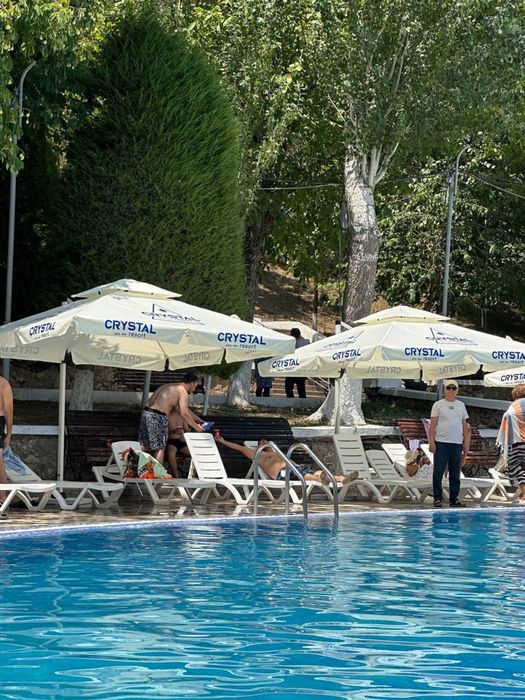 Shezlong (Lijak) – Basseyn va Plyajda Dam Olishi Uchun Ideal Tanlov!
