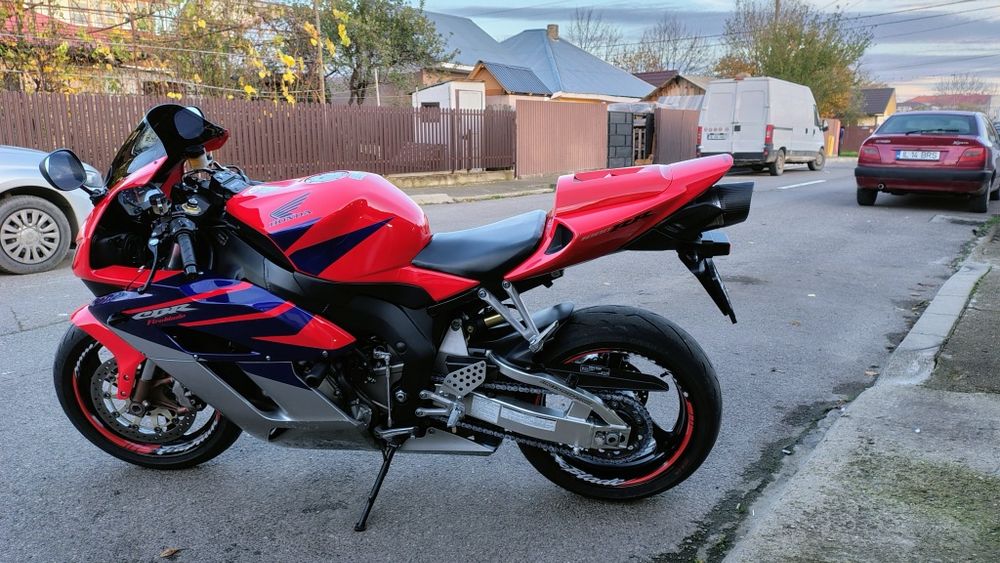 Honda cbr 1000 rr sc57