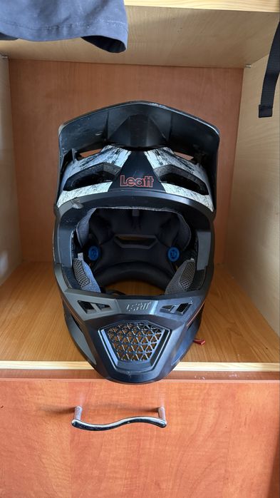 Casca MTB Full Face LEATT Gravity 4.0 V23 Alpine – mărimea M
