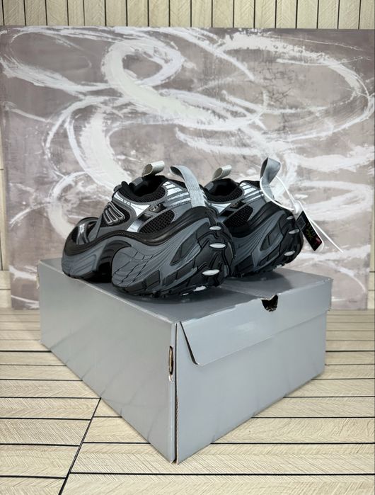 Balenciaga Trainer 6XL Black