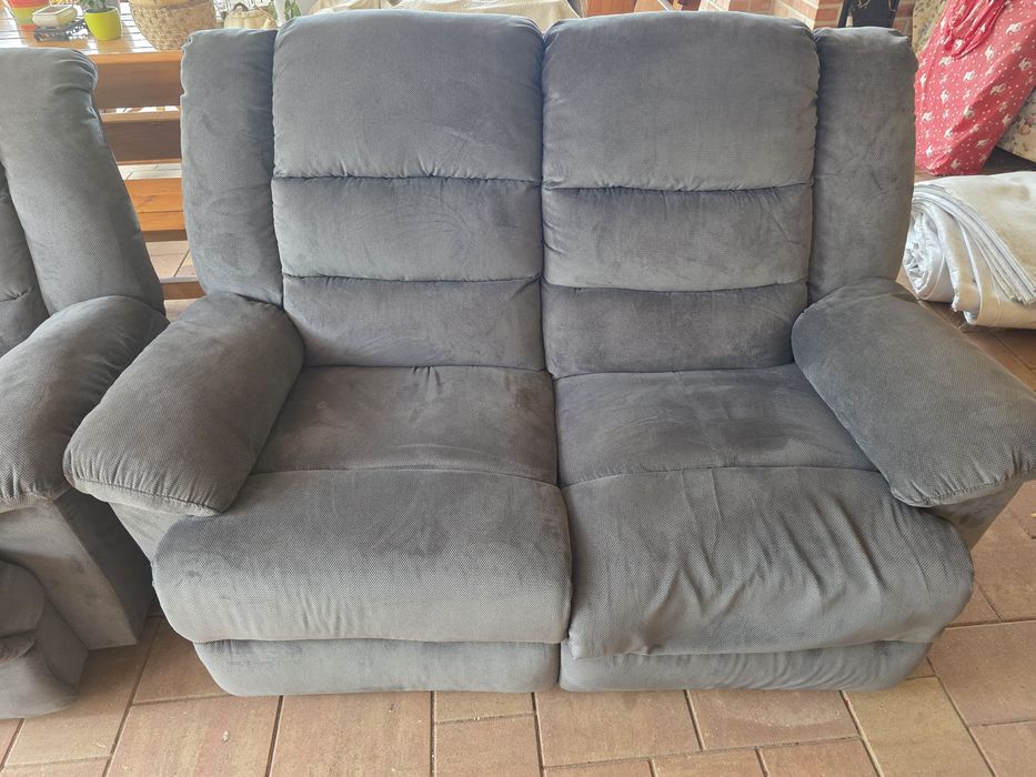 Canapea 2 locuri si fotoliu recliner
