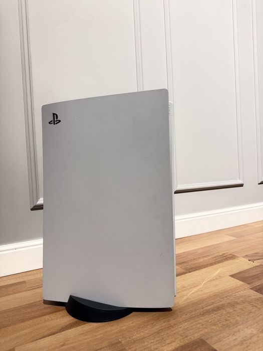 Продам Playstation 5