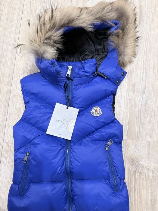 Нов Детски елек / грейка Moncler