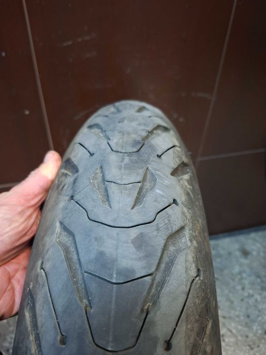 Гуми  120/70/17 Michelin и 160/60/17 Dunlop