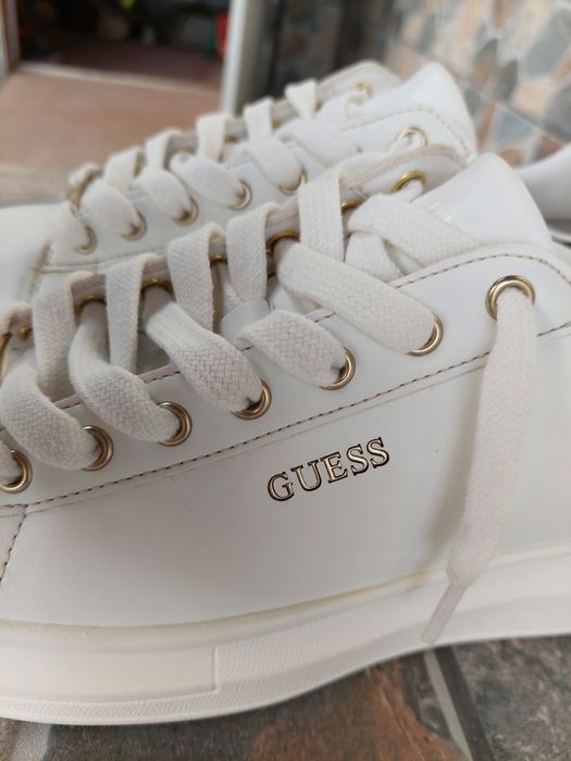 Adidași Guess  originali – mărimea 39 – stare bună