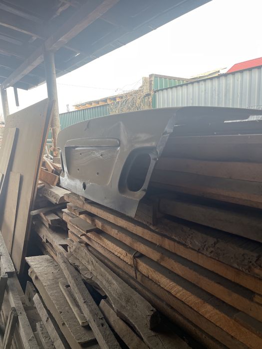 Задни капот