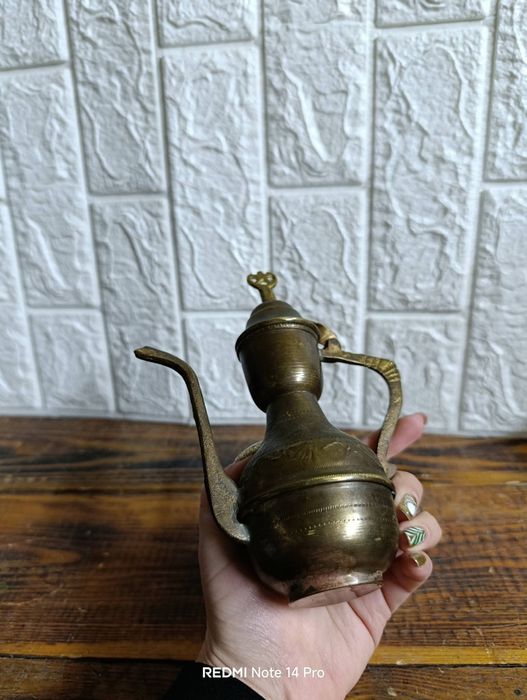 Стар малък ибрик