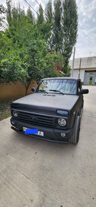Niva 2121 сотилади