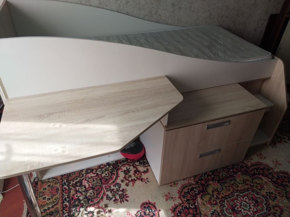 Кровать детская подрасковая