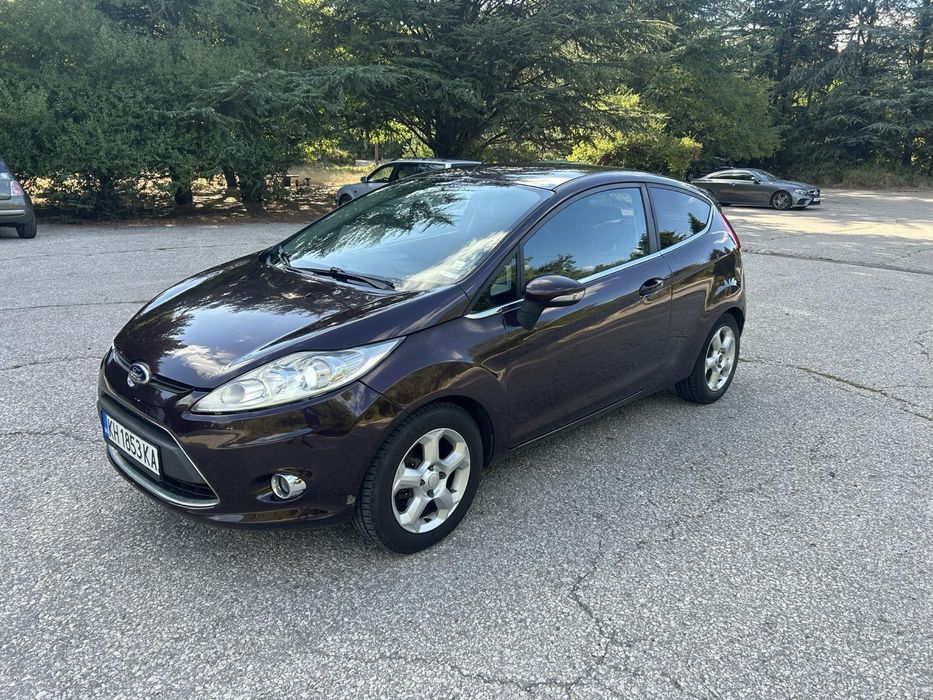 Ford Fiesta газ бензин 2011