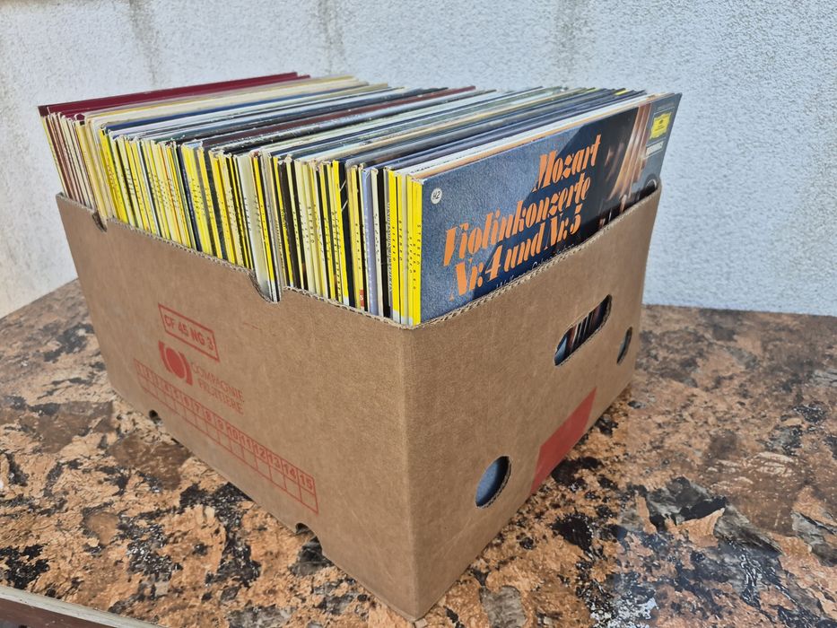 Vând colecție 200lp discuri vinil Deutsche Grammophon muzica clasica