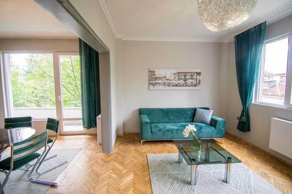 Дава се под наем Тристаен апартамент в София, Лозенец - 100 кв.м за 561 € - Снимка #2