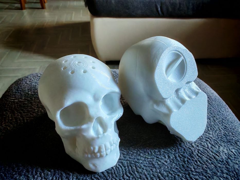 Солонка и перечница. На любителя)