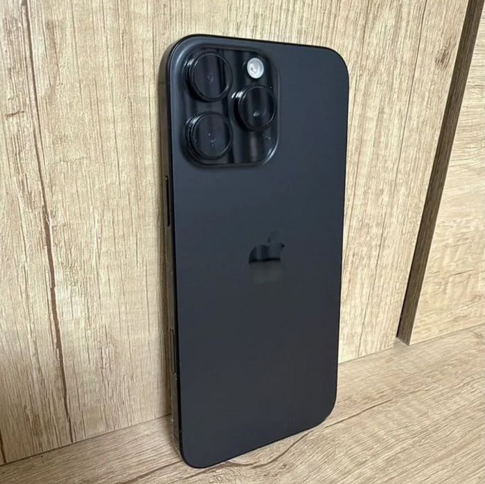 Айфон 16 Pro max на 256 Гб